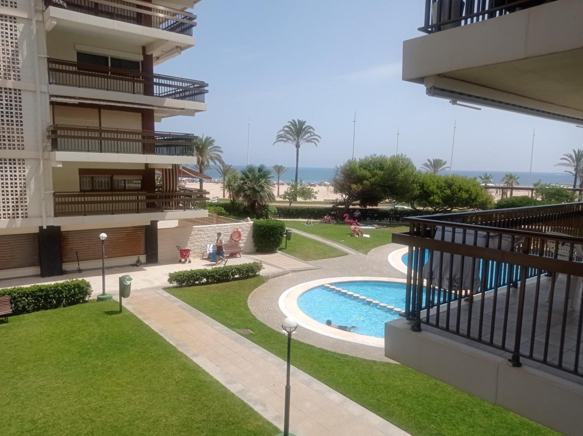 Manila Solo Familias Serviplaya Gandia Zewnętrze zdjęcie